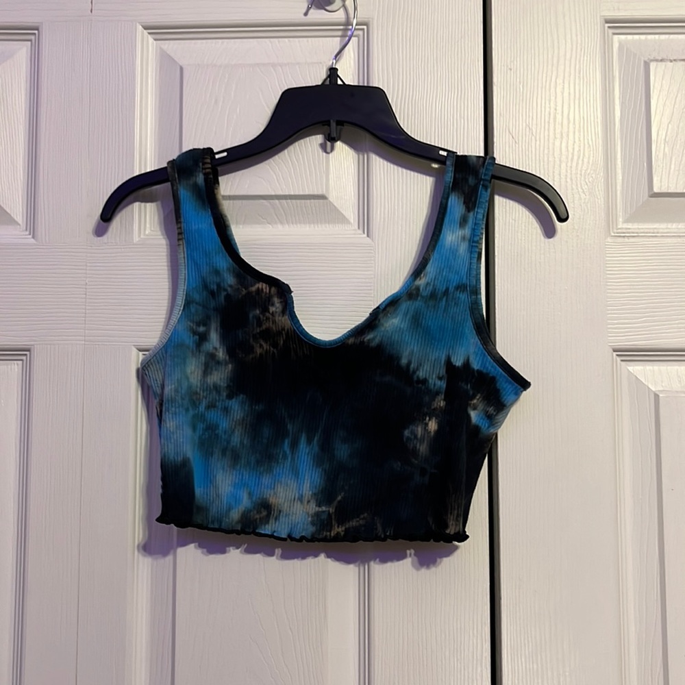 Tie-dye crop